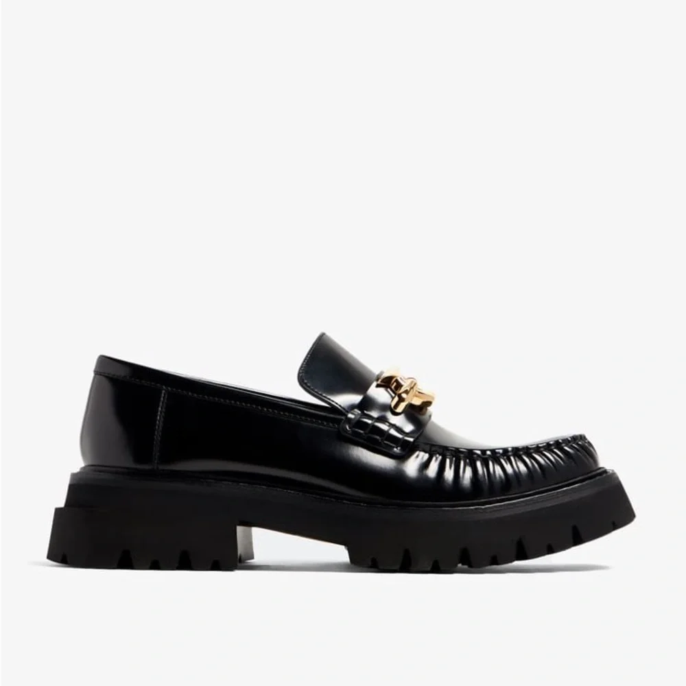 Ferragamo Black Leather Ingrid Loafers - Picture 5 of 14